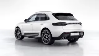 2026 Porsche Macan - Image 17 of 31