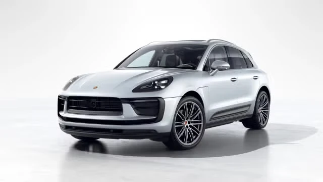 2026 Porsche Macan - Image 2 of 30