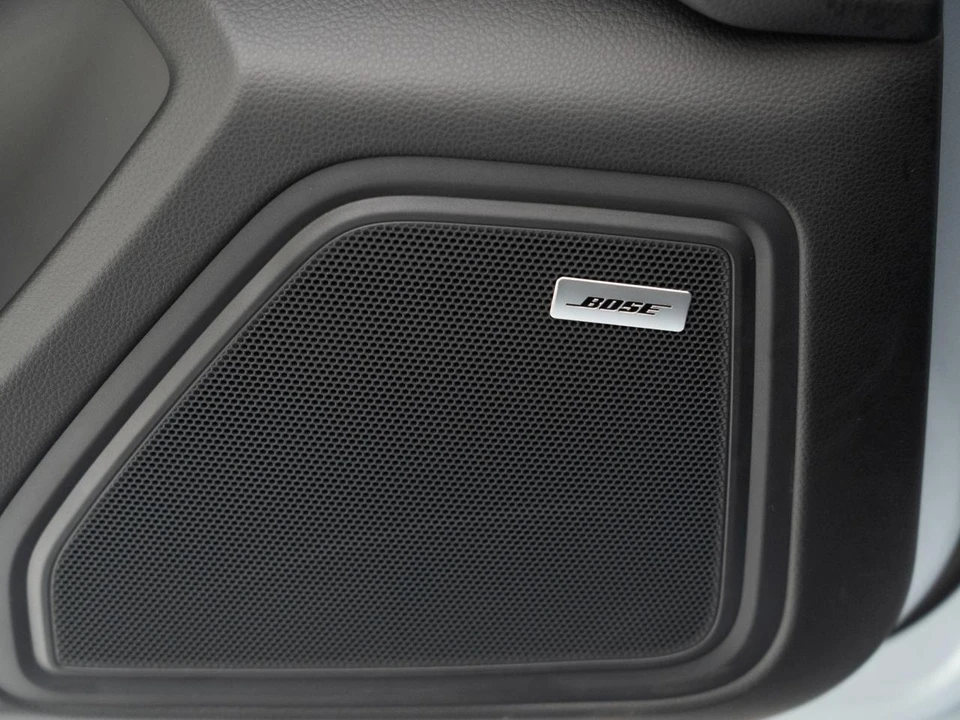 2026 Porsche Macan Electric - Image 21 of 28