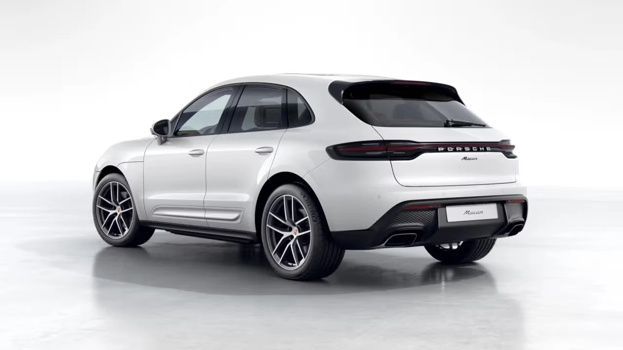 2026 Porsche Macan - Image 20 of 30