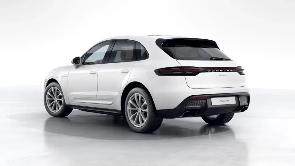 2026 Porsche Macan - Image 23 of 30