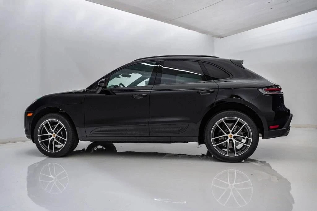 2026 Porsche Macan Electric - Image 2 of 4