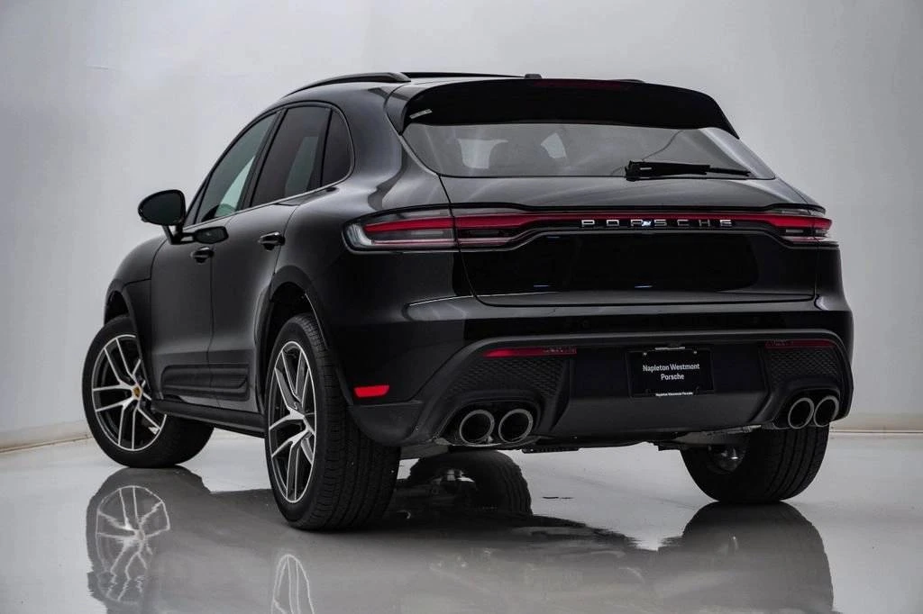 2026 Porsche Macan Electric - Image 3 of 4