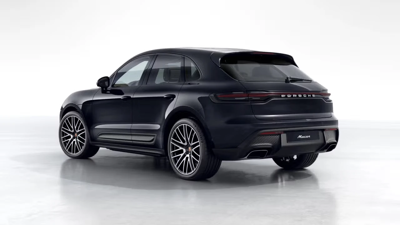 2026 Porsche Macan - Image 20 of 30