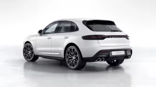 2026 Porsche Macan - Image 17 of 30