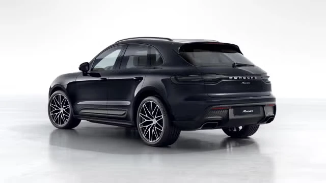 2026 Porsche Macan - Image 18 of 30