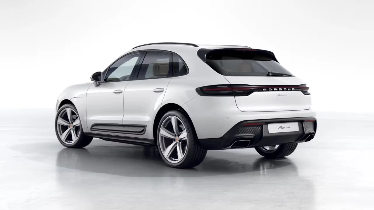 2026 Porsche Macan - Image 20 of 30