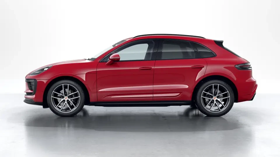 2026 Porsche Macan - Image 15 of 30