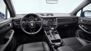 2026 Porsche Macan - Image 25 of 30
