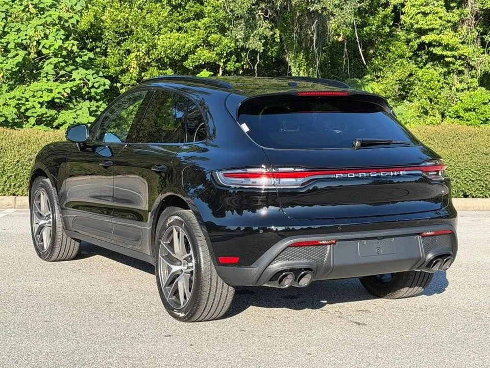 2026 Porsche Macan Electric - Image 3 of 4