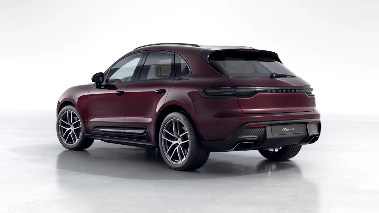 2026 Porsche Macan - Image 20 of 31
