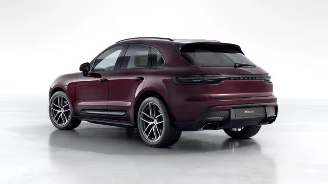 2026 Porsche Macan - Image 18 of 31