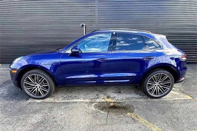 2026 Porsche Macan - Image 2 of 5