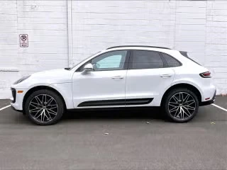 2026 Porsche Macan Electric - Image 9 of 31