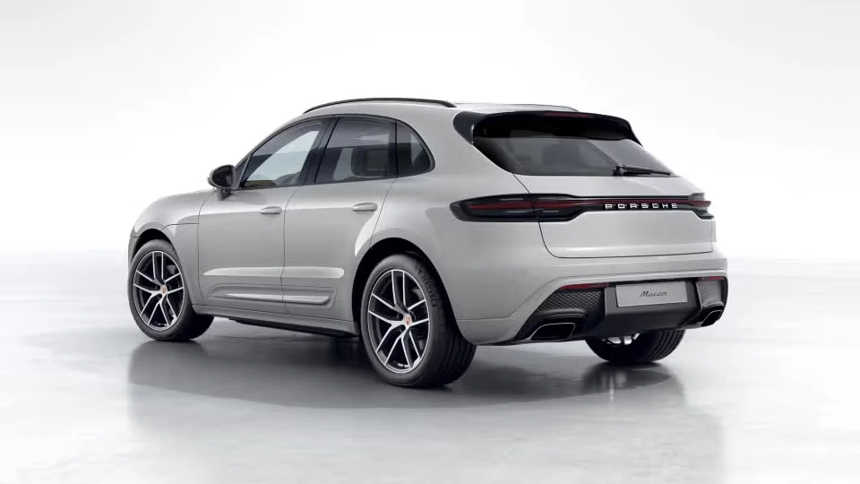 2026 Porsche Macan - Image 19 of 21