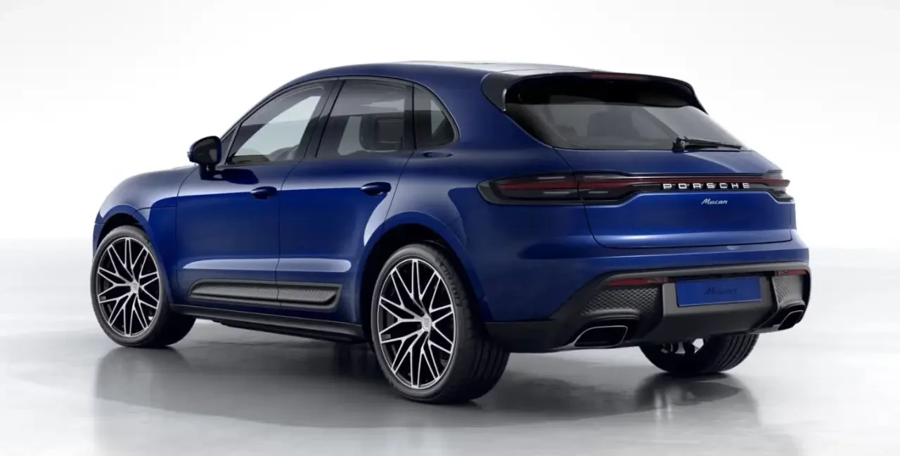 2026 Porsche Macan - Image 24 of 31