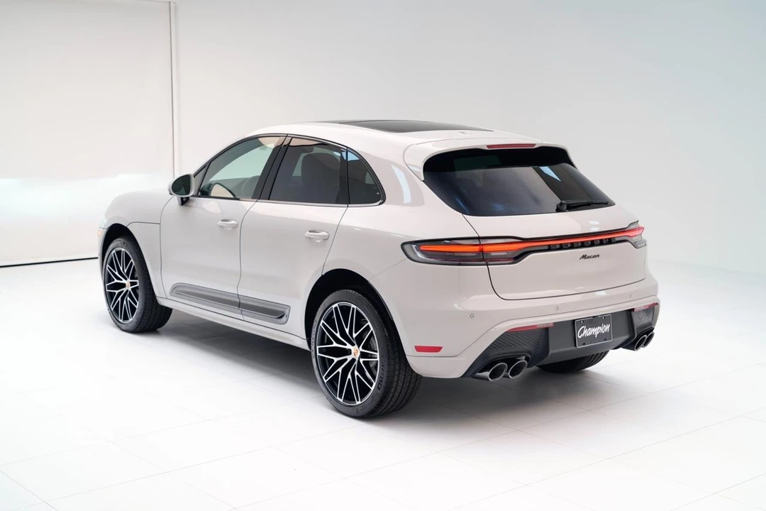 2026 Porsche Macan - Image 3 of 28