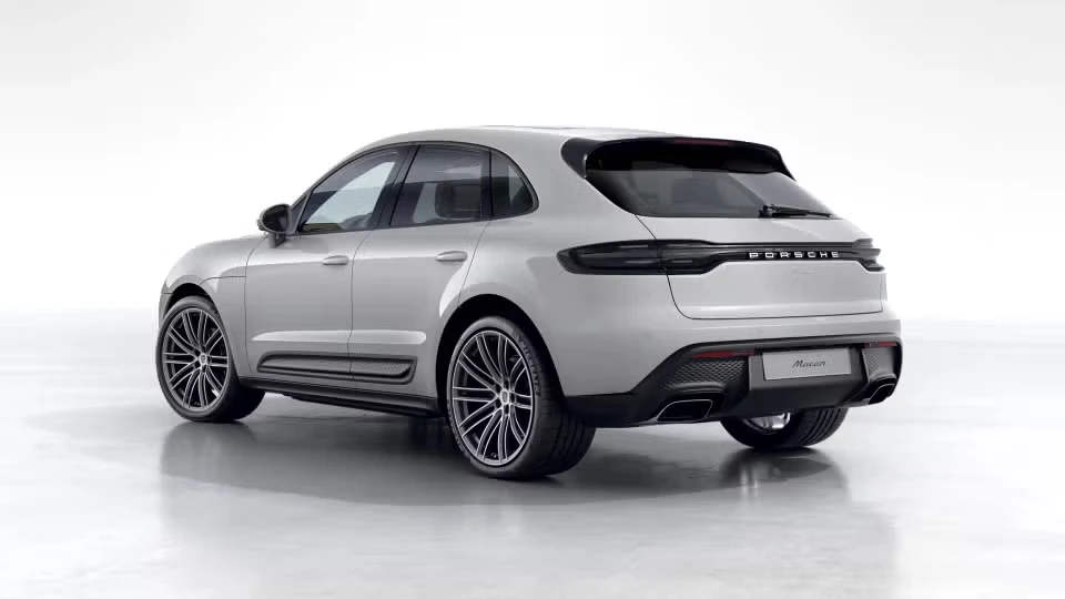 2026 Porsche Macan - Image 19 of 31