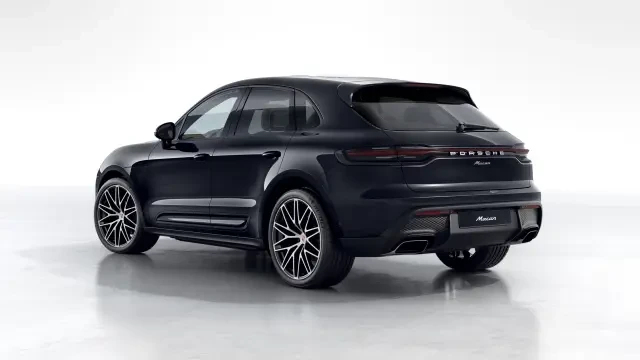 2026 Porsche Macan - Image 22 of 31