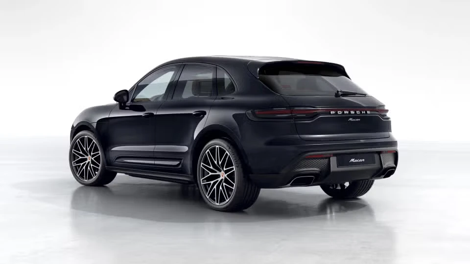 2026 Porsche Macan - Image 19 of 31