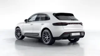 2026 Porsche Macan - Image 21 of 30