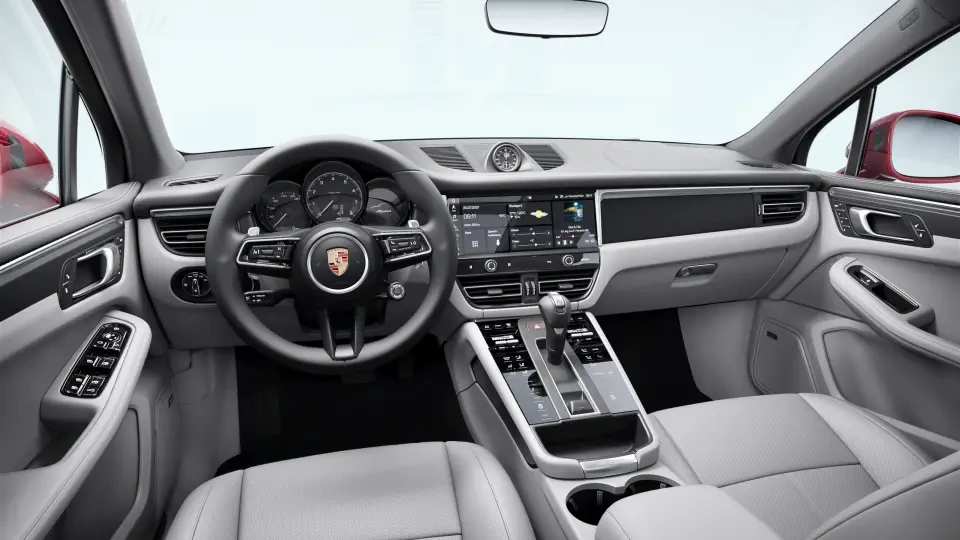 2026 Porsche Macan - Image 31 of 31