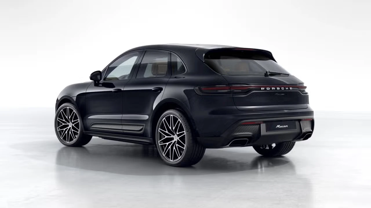 2026 Porsche Macan - Image 20 of 31