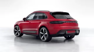 2026 Porsche Macan - Image 17 of 31