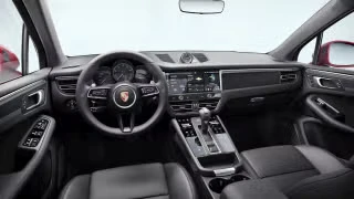 2026 Porsche Macan - Image 25 of 31