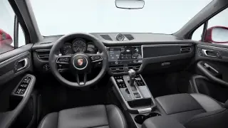 2026 Porsche Macan - Image 29 of 31