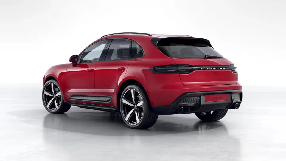 2026 Porsche Macan - Image 19 of 31