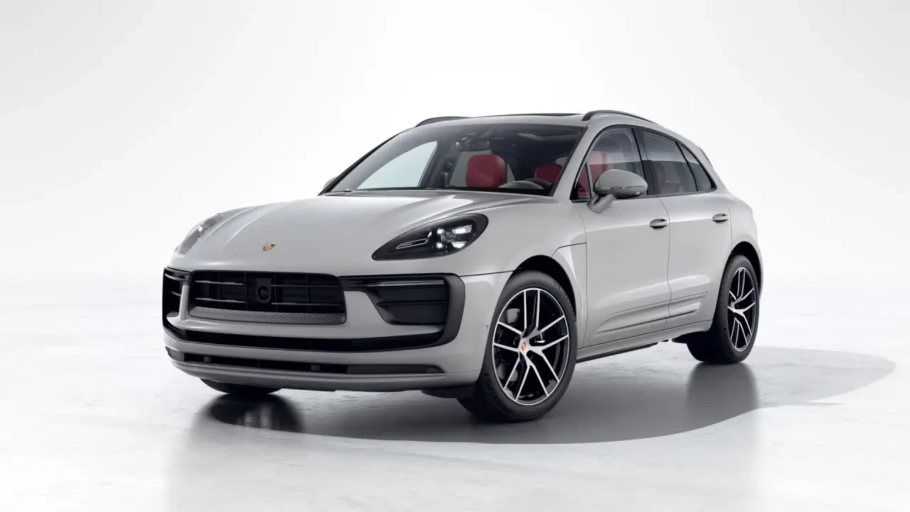 2026 Porsche Macan - Image 8 of 31
