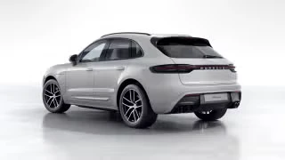 2026 Porsche Macan - Image 17 of 31