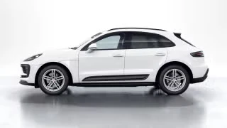 2026 Porsche Macan - Image 9 of 31