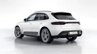 2026 Porsche Macan - Image 21 of 31
