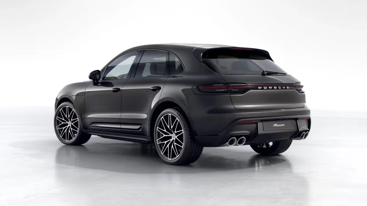 2026 Porsche Macan - Image 20 of 31
