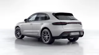 2026 Porsche Macan - Image 17 of 31