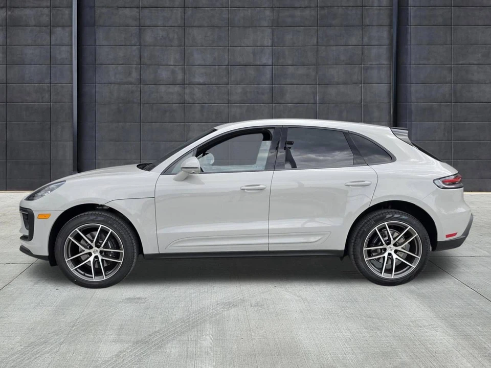 2026 Porsche Macan Electric - Image 2 of 4