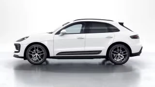 2026 Porsche Macan - Image 9 of 30