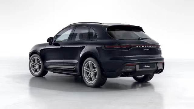 2026 Porsche Macan - Image 18 of 31