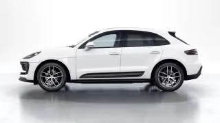 2026 Porsche Macan - Image 9 of 31