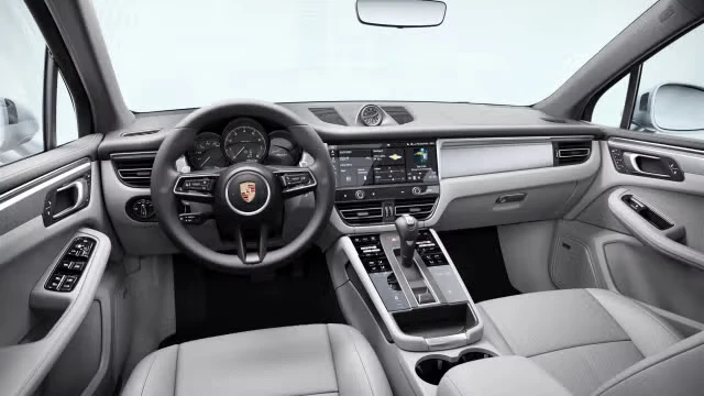 2026 Porsche Macan - Image 26 of 30