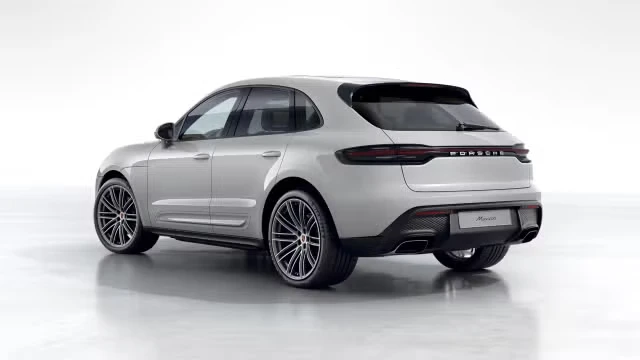 2026 Porsche Macan - Image 18 of 31