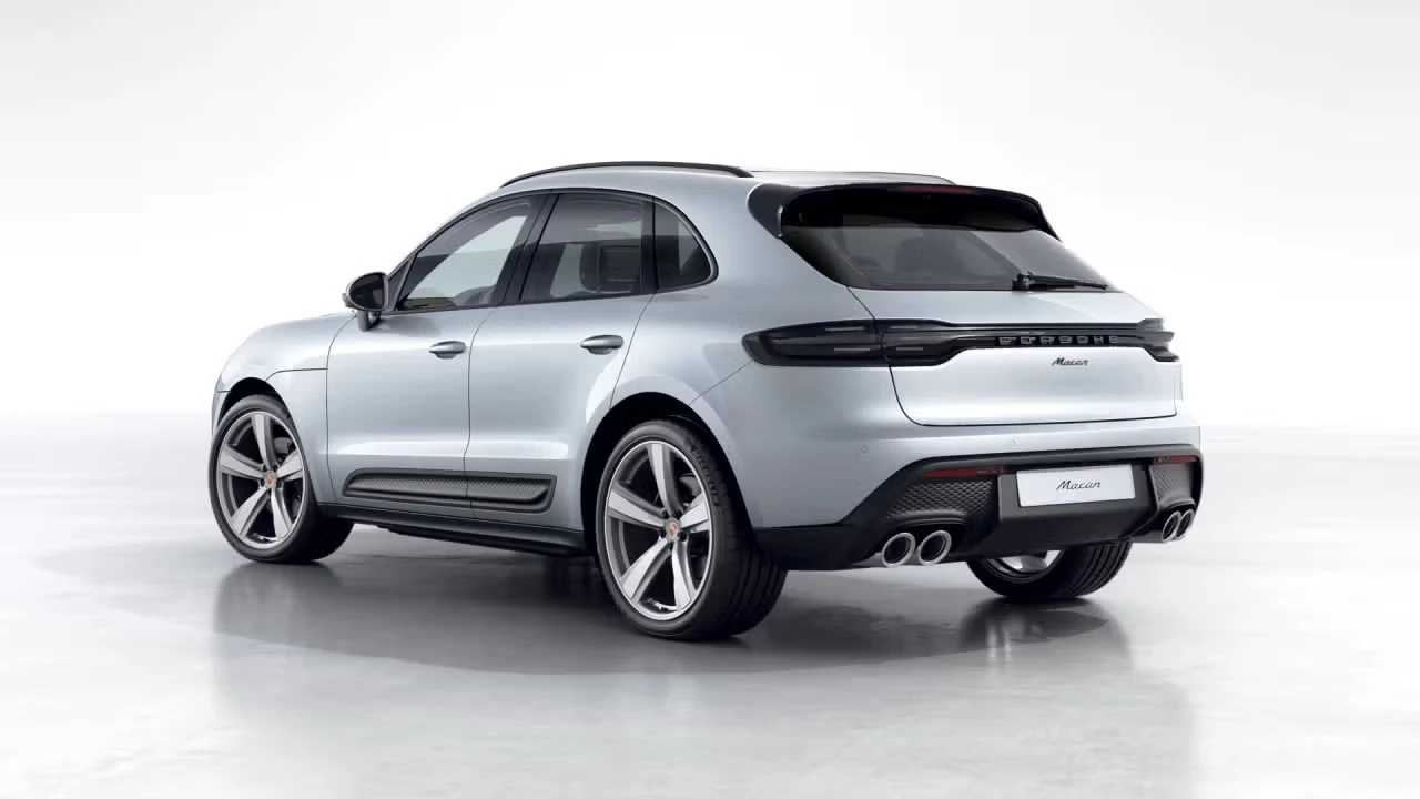 2026 Porsche Macan - Image 20 of 31