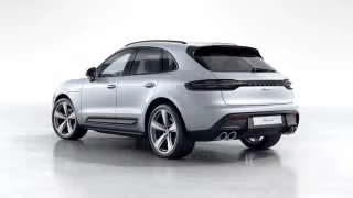 2026 Porsche Macan - Image 17 of 31