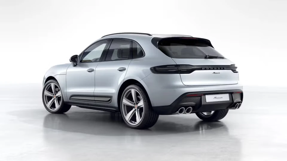 2026 Porsche Macan - Image 19 of 31