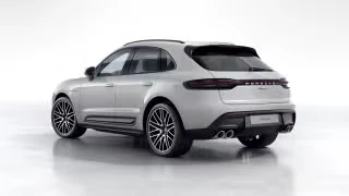 2026 Porsche Macan - Image 17 of 30