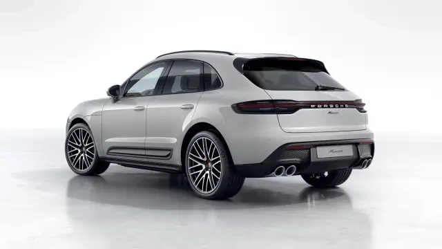 2026 Porsche Macan - Image 22 of 30