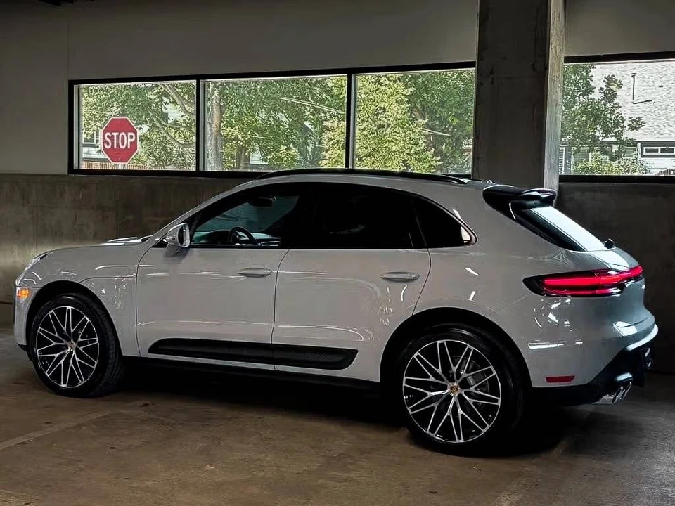 2026 Porsche Macan Electric - Image 2 of 5