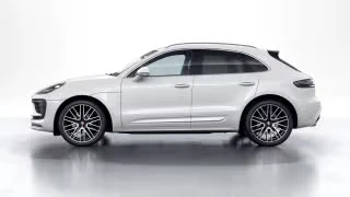2026 Porsche Macan - Image 9 of 30